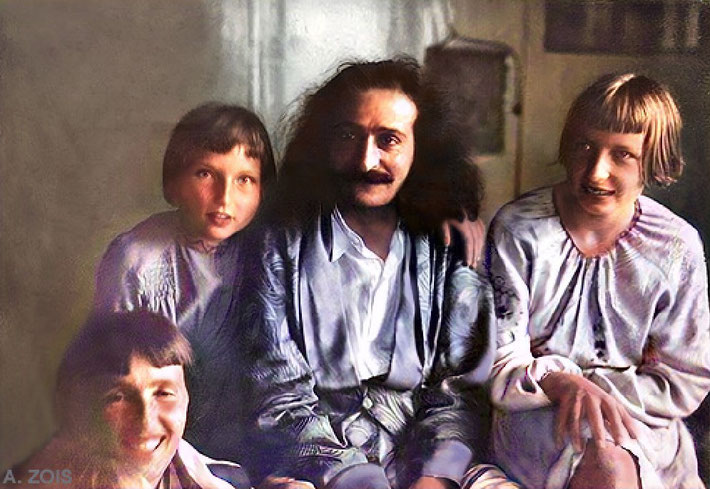 July 1934 : Meher Baba with Hedi Mertens ( seated ) & her nieces Martha ( left ) & Ursulla. Image rendered by Anthony Zois.