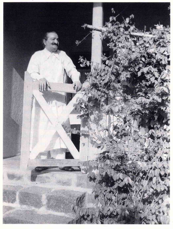 1955 ; Meher Baba at Grafton residence at Satara, India. Image is courtesy of Lord Meher.