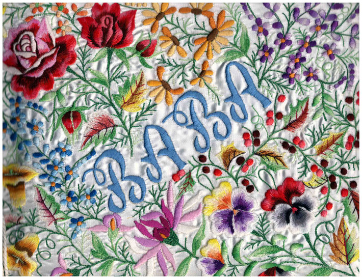 Annarosa's family photo album - embr.cover
