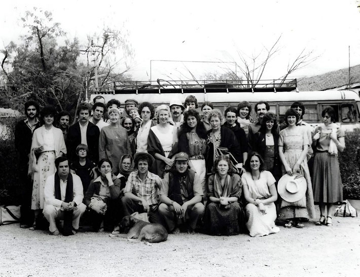 1978- India. Susan is standing 2nd from the far left, next to George McGahey & Robert Dreyfuss.