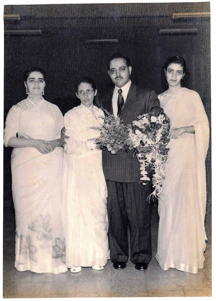  9th September 1956. ( L-R ) Perviz, Dina, Curshed & Jeroo. Image courtesy of Mani Kelkar