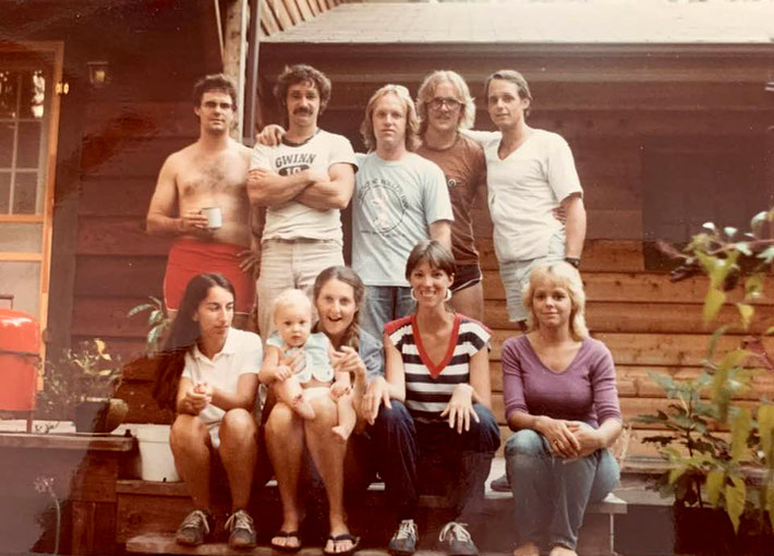 Deb next to Susan White & her baby at the front. Pter is on the top right.