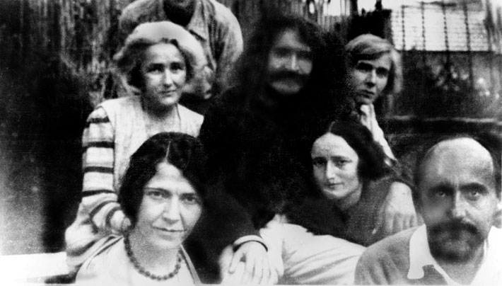 MSI Collection : East Challacombe, England - 1931 - Kim is seated front left