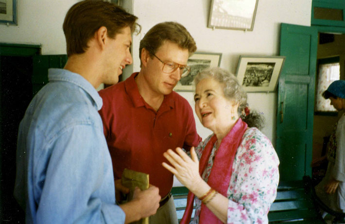 Mani Irani ( Meher Baba's sister ) with Charles and Christopher - 1993 Meherazad, India