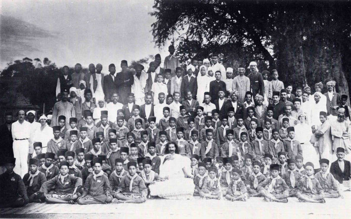 1928 : Toka, India. Christian Leik is standing on the far right of the image.