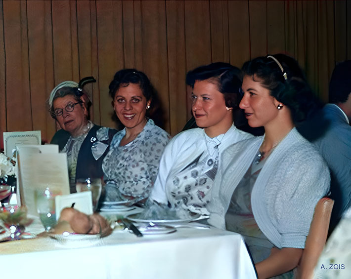 1956 : Longchamps Restaurant, New York City. Leatrice ( far right ) seated next to her sister Renae, Adele Wolkin & unknown lady. Image trimmed & rendered by Anthony Zois.