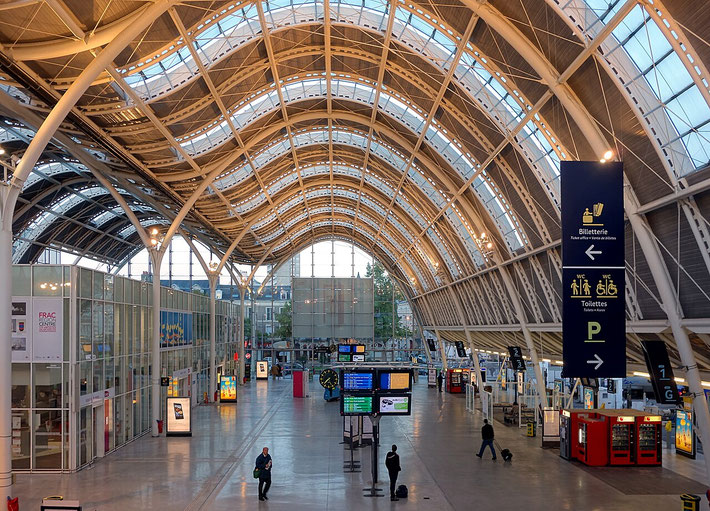 Orleans Gare hall