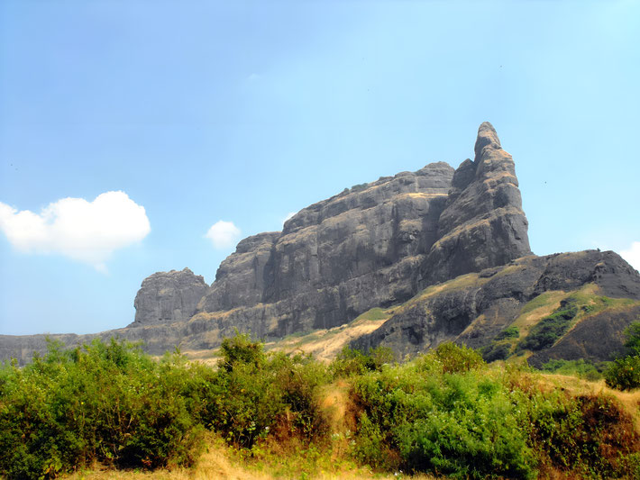 Malang gad ( fort ). Image enhanced by Anthony Zois.