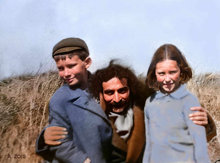1931 : Meher Baba with the Starrs' children at East Challacombe, Devon, England.