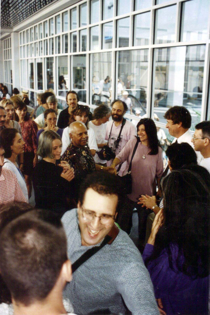 1990s : Bhau at Myrtle Beach Airport greeted by the locals. Image courtesy of Susan White.