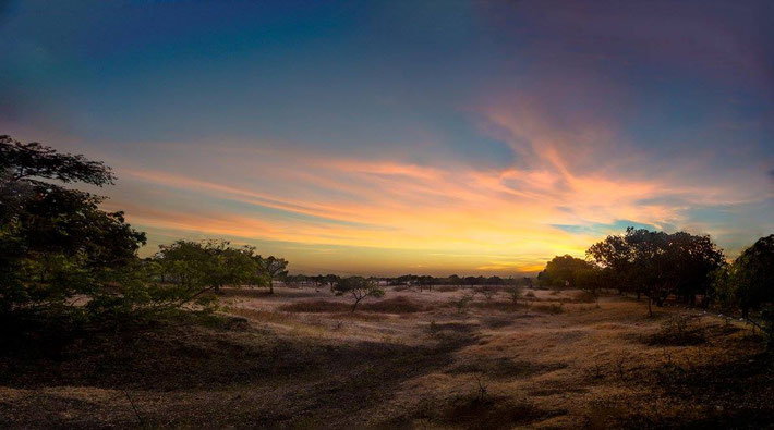 Photo taken by Paul Lib - December 2016 - Sunset at Meherabad, India