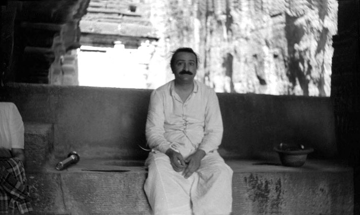 MSI Collection - Meher Baba at Ellora