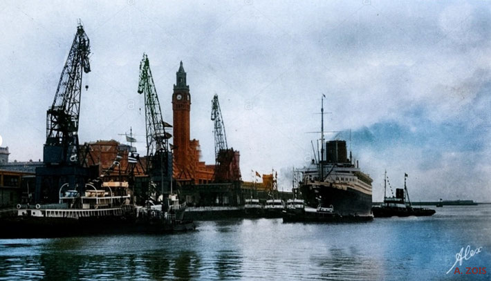 Bremen in Cherbourg port. Image coloured by A. Zois.