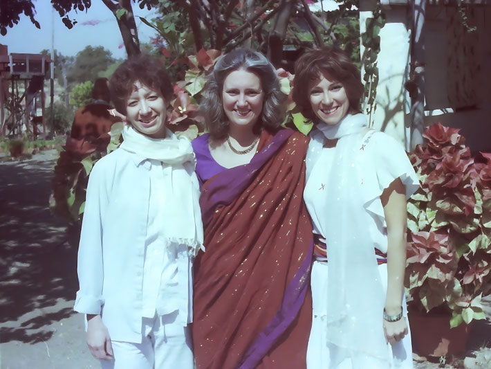Dorothy, Cheryl Garnant, and Debbie Jan. 1983
