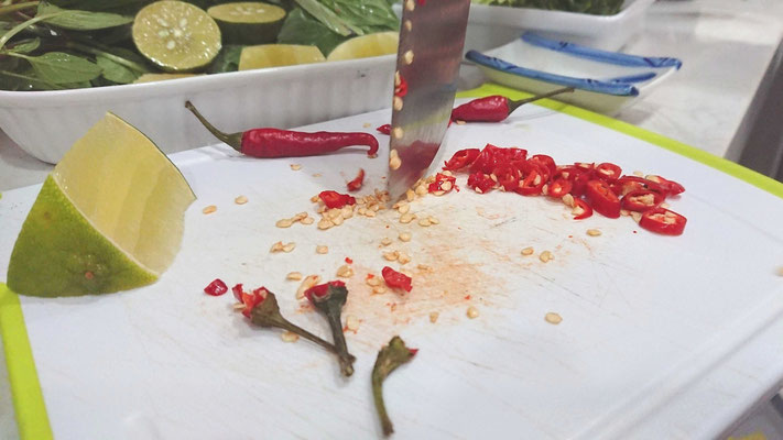 Chili-separat-reichen-suppe-pho-bo