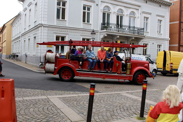 Wallander-Tour in Ystad mit historischem Löschfahrzeug