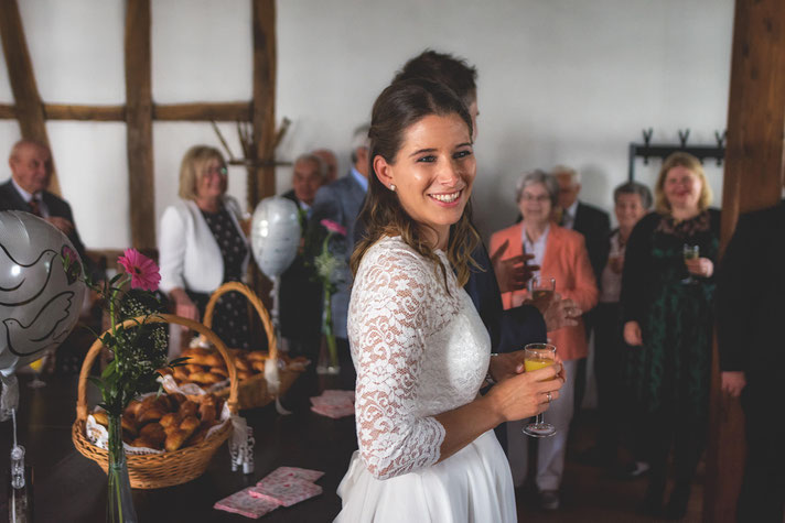 HochzeitHochzeitsfotografie, Der Beste Fotograf, Hochzeit, Braut, Bräutigam, Portraitaufnahme, Portrait, Gross-Gerau, Hessen, Russelsheim, Ruesselsheim, Darmstadt, Mainz, Wiesbaden, Frankfurt, Nauheim, Bischofsheim, Bauschheim, Rathaus, Stadesamt.