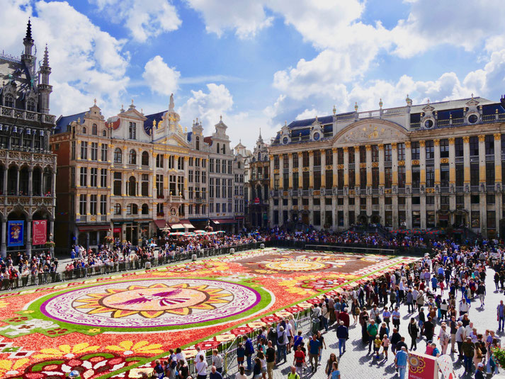 Brüssel Belgien Grote Markt Blumenteppich 2018