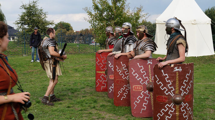 Roman soldiers training