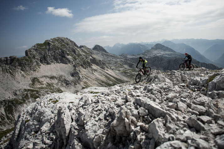 mit Ihrem e-Bike und e-Mountainbike Techniktraining, Kurse, Reisen und Touren machen