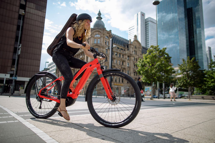 Cannondale Canvas Neo Urban und Trekking e-Bike 2020