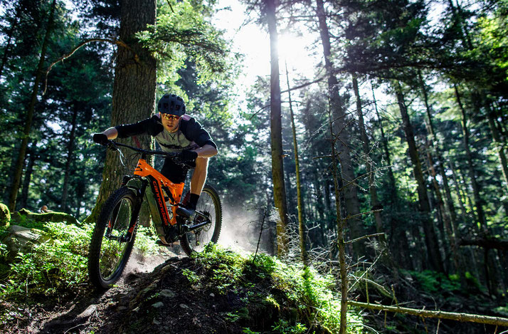 e-MTB Fahrtechniktraining in Westdeutschland und Süddeutschland - Touren, Kurse und Reisen