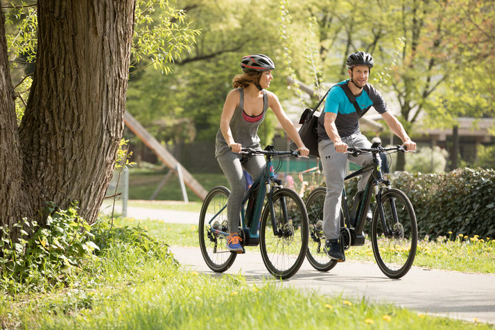Im Shop in Nürnberg können Sie alle unterschiedlichen Ausführungen von Trekking e-Bikes kennenlernen.
