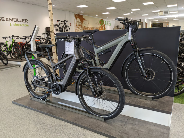 Speed-Pedelecs probefahren und kaufen in der e-motion e-Bike Welt Bremen