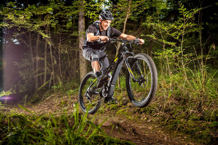 Im Shop in Westhausen können Sie alle unterschiedlichen Ausführungen von e-Mountainbikes kennenlernen.