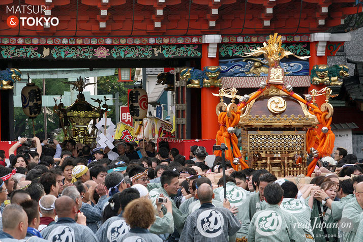 神田祭・鍛冶町二丁目町会［神田駅東地区連合］宮入渡御：5月14日(日)