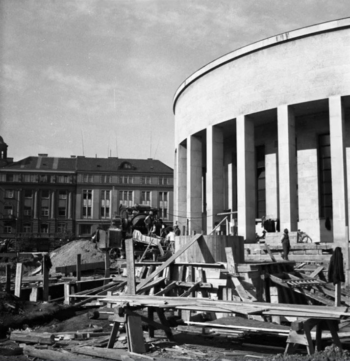 izgradnja minareta džamije u Zagrebu 1941- 1943