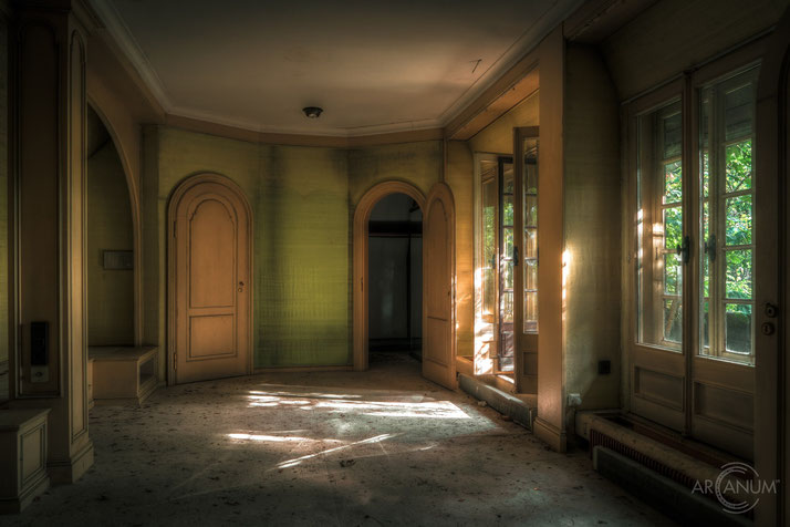 Abandoned Villa in Germany | Verlassene Villa