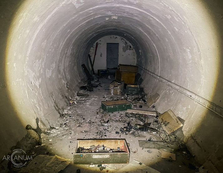 Soviet Command Bunker 806 ордн