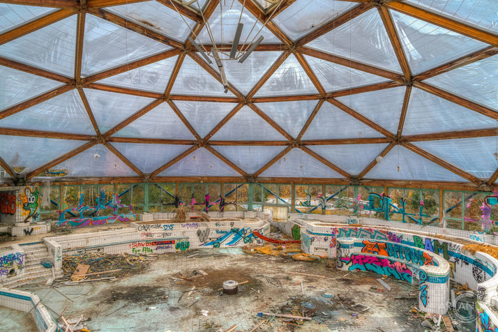 Abandoned Spa and Pool in Germany