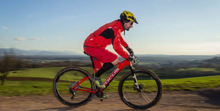 Der Fazua Evation e-Bike Antrieb eignet sich besonders für sportliche Fahrer