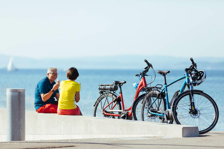 Auch im Urlaub darf das e-Bike natürlich nicht fehlen. Daher werden Ihnen hier Möglichkeiten aufgezeigt, wie Sie Ihr e-Bike an Ihr Reiseziel mitnehmen können.