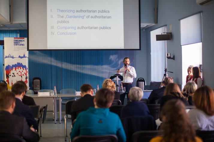 Florian Toepfl. Photo by Sabina Nadzhafova