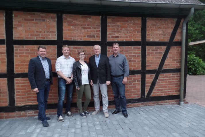 v.l.n.r Karsten Johansson, Christian Hauschildt, Sina Koch, Thomas Bieler, Klaus Soetbeer. Es fehlen Marco Schulze und Christian Benecke.