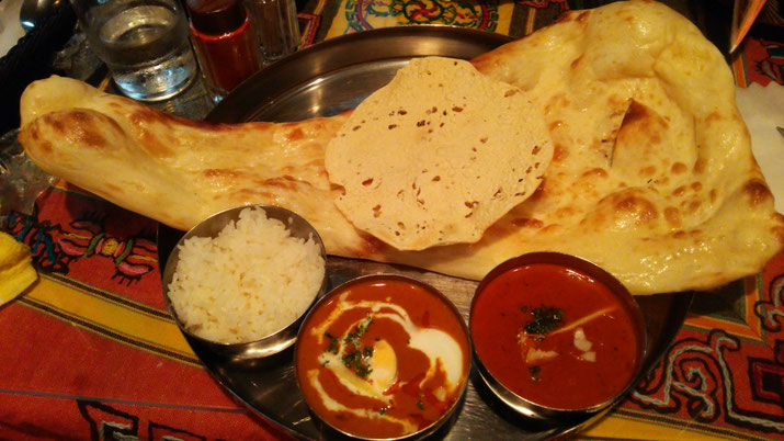 NEW DELHI SPECIAL Look at the size of plain nan! All rights reserved by onegai kaeru