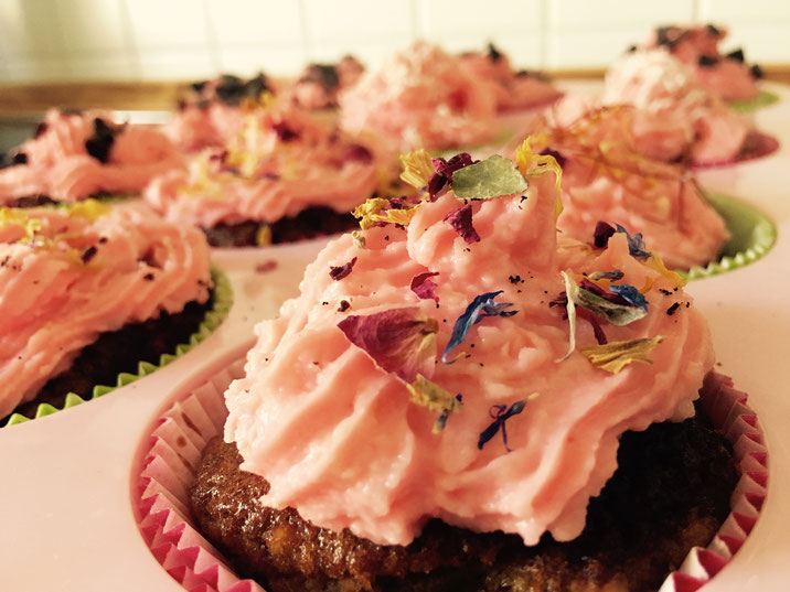 Muffins als Geschenkidee zum Muttertag by KamiKatzedesign