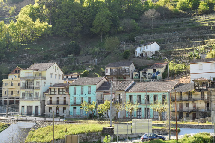 Os Pearas, Galicia