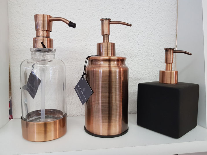 Frottierwäsche / Badeaccssesoires - Ruoss Schübelbach