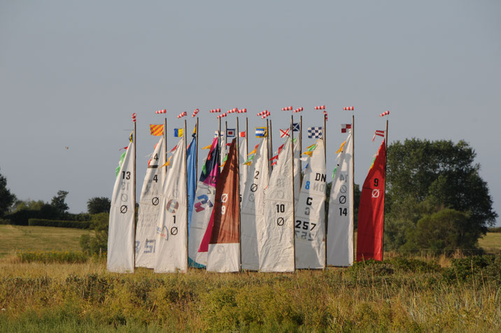 Segelinstallation auf Avernakø