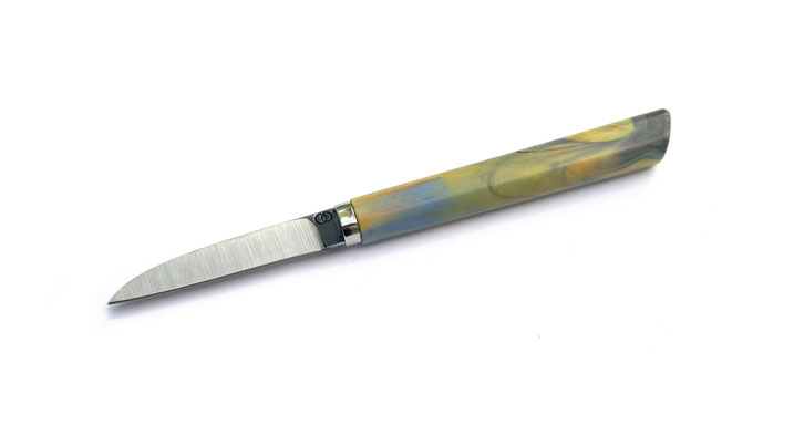 Facto, Messermanufaktur, Recyclingmesser, nachhaltige Messer, Messerdesign, Carbonstahlmesser, bunte messer, plastikmesser, nachhaltige Produkte