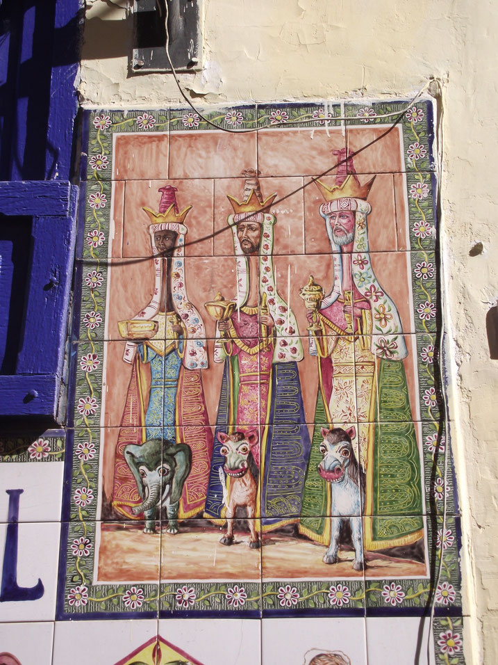 art painted tiles Cusco Peru