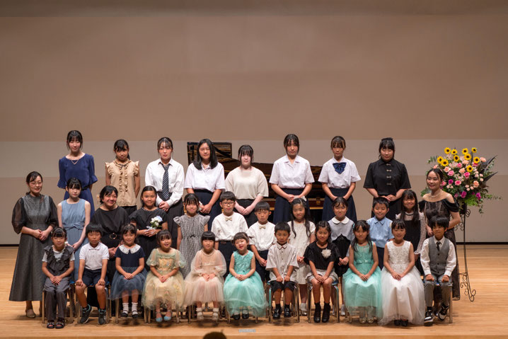発表会の集合写真