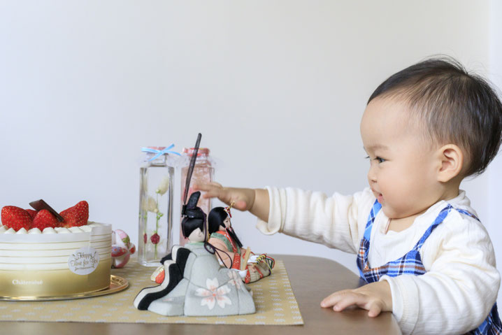 赤ちゃんと雛人形・ひな人形・お雛様・木目込人形