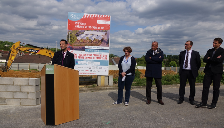 De gauche à droite : Sébastien Eugène, Anne Upravan, Marc André, Nicolas Diedic et Romain Viault.