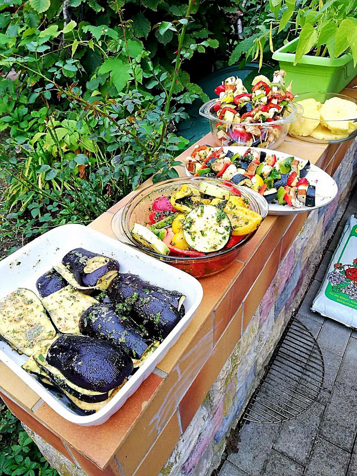 vegan grillen Auberginen Zucchini Paprika