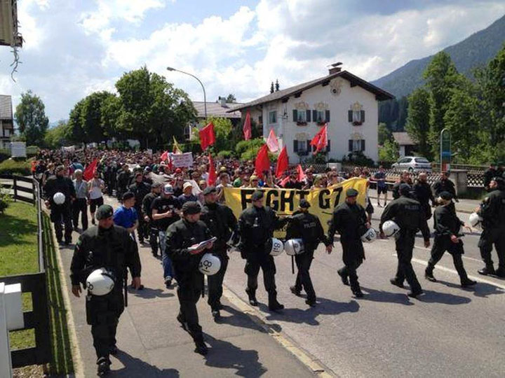 Indledende anti-G7 demo i alpebyen Garmisch-Partenkirchen, d. 5. juni